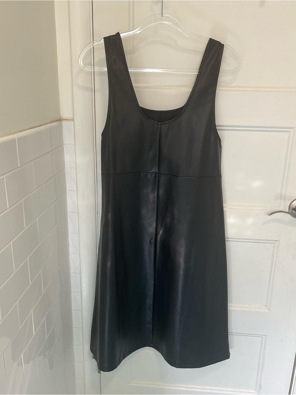 Dress BLANK Black Faux Leather Sleeveless Midi Dress